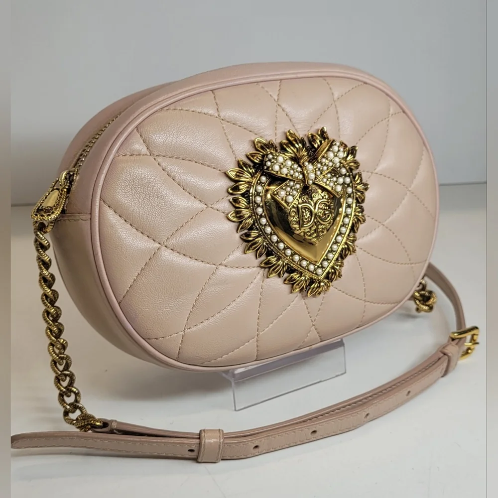 SOLD!! Dolce & Gabbana Devotion Sacred Heart Pink Calfskin Crossbody Bag - Picture 1 of 15